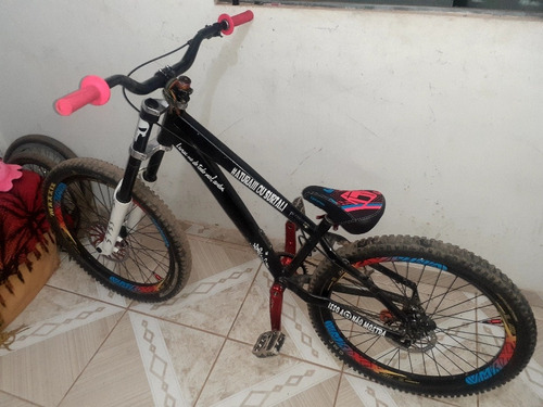 Imagem 1 de 2 de Bicicleta