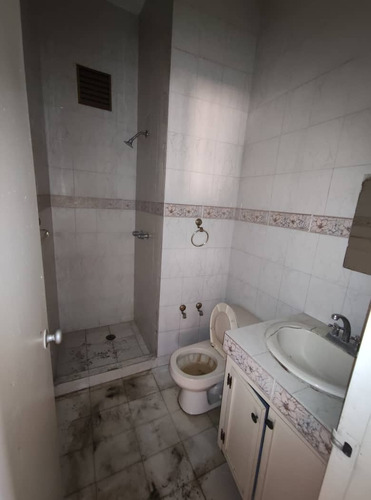 Imagen 13 de 14 de Apartamento En Base Aragua 04243050970 De Oportunidad Neg!
