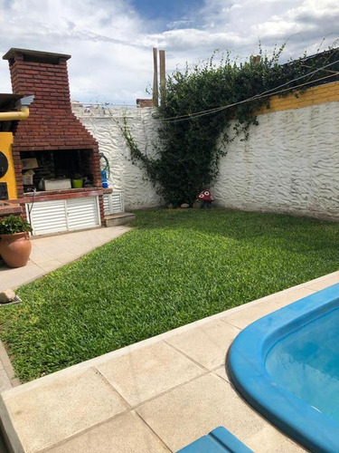 Imagen 11 de 14 de Casa Cómoda Y Amplia De 3 Dorm Y 2 Baños, Con Pileta En Santa Fe, Zona F Zuviría