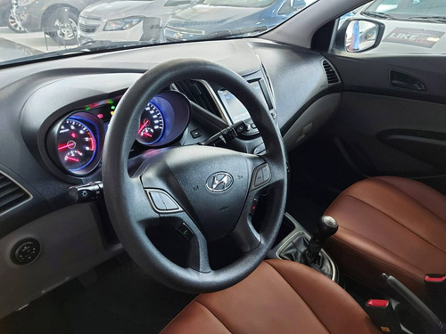 Imagem 14 de 14 de Hyundai Hb20s 1.0 Comfort Plus 12v Flex 4p Manual
