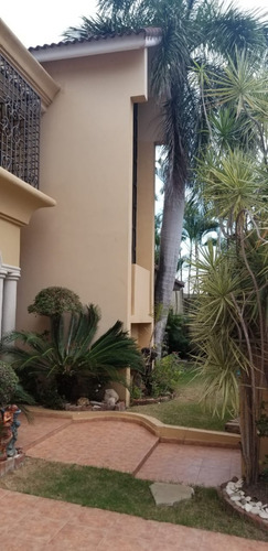 Imagen 13 de 24 de Preciosa Casa En Venta En Villa Olga