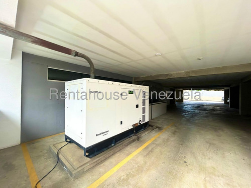Dalisa Bigott P - Alquila Moderno Apartamento Con Piscina Y Planta Eléctrica En Terrazas Del Parque Loft (triángulo Del Este, Av. Venezuela) - 3h/2b #25-24876