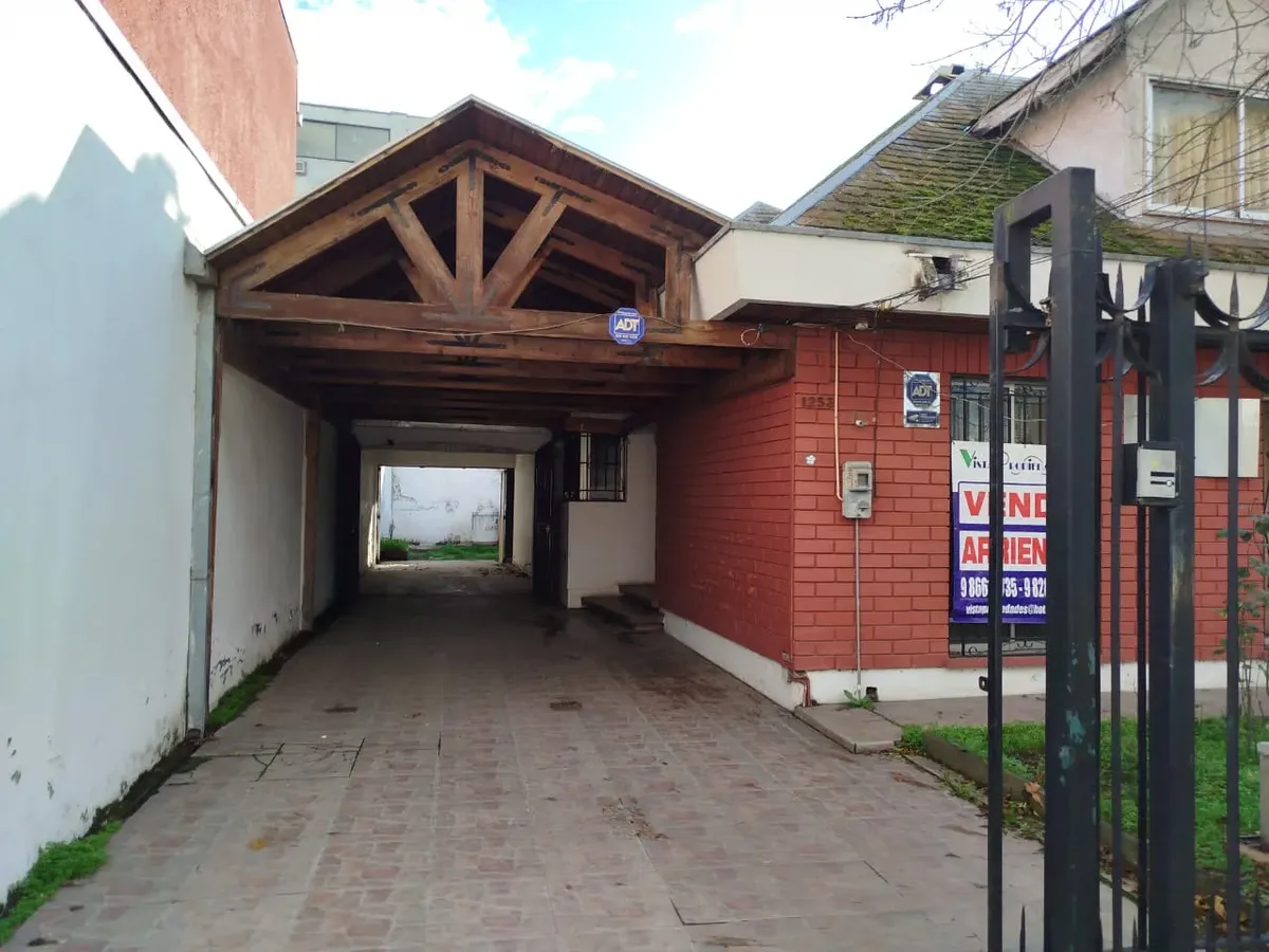 Imagen 4 de 24 de Se Vende Amplia Propiedad Comercial En Centro De Talca