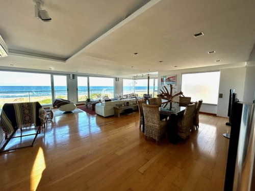 Venta En Brava!! Exclusivo Pent House Frente Al Mar Con 261 M2 Propios 