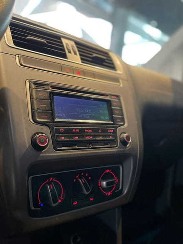 Imagem 10 de 15 de Volkswagen Spacefox Cl Ma 2015