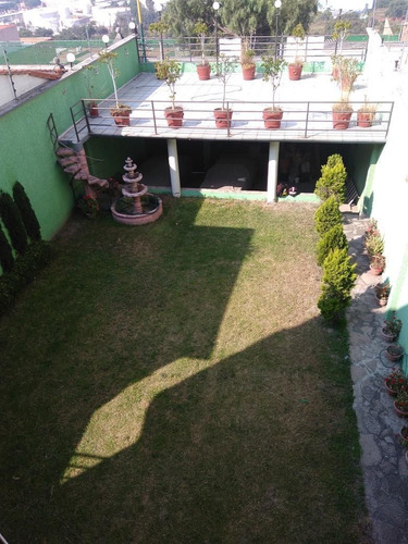 Increíble Casa Con Gran Salón De Eventos Muy Amplios Espacios Y Gran Iluminación