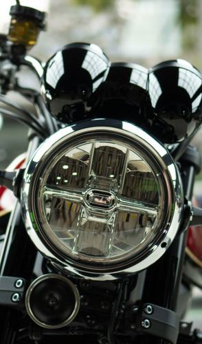 Kawasaki Z900rs (no Bmw Nine T , No Triumph Scrambler)