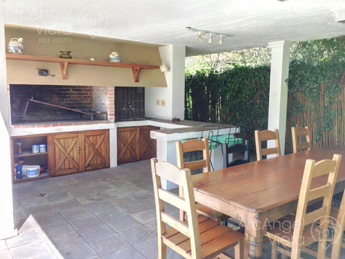 Casa Con Piscina En Punta Del Este - Playa Mansa
