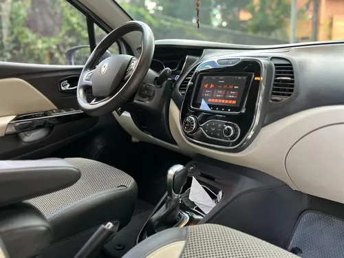 Renault Captur 2.0 Intens Automática