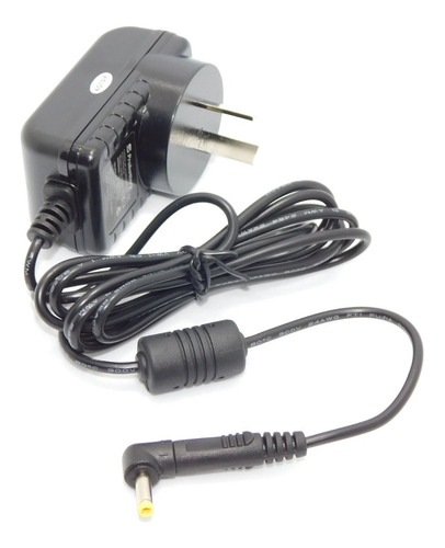 Imagen 2 de 5 de Fuente Cargador Bafle Portatil Panacom Sp-3110