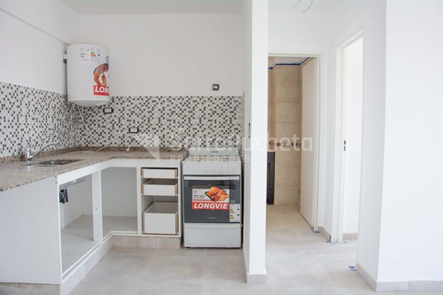 Imagen 3 de 12 de Venta Departamento 2 Ambientes - Moron (1°g)