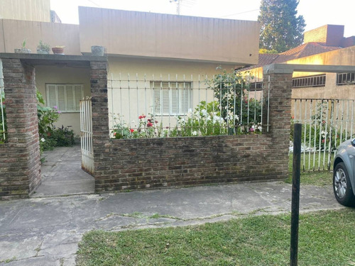 486 Y 21 - Casa En Venta Entre Caminos - Gonnet, La Plata