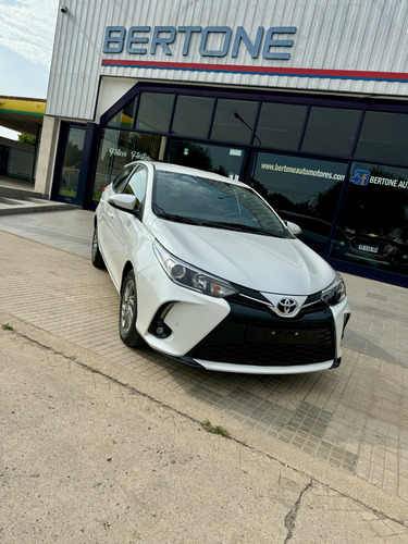 Toyota Yaris 1.5 107cv Xls Cvt