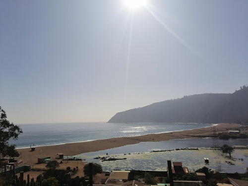 Terreno Urbanizado En Primera Línea Con Vista A La Playa.