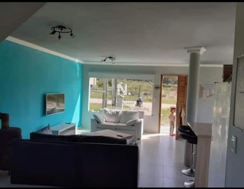 Hermosa Casa En Venta.- Ref: 3392