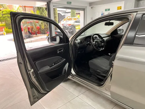 Suzuki Swift Dziere AT 2023