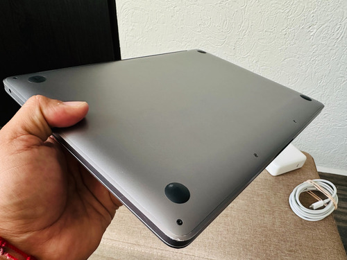 Apple Macbook Pro 13 Chip M1 256gb Ssd A2338 Usada Buen Est (Usado)