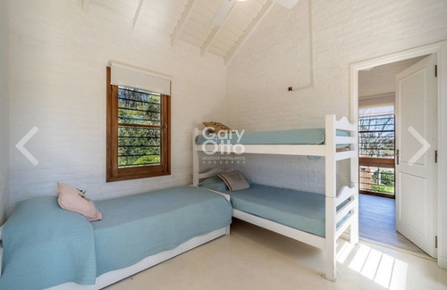 Imagen 12 de 20 de Vendo Casa De 3 Dormitorios En Punta Ballena