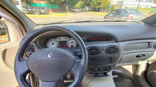 Renault Scénic 1.6 Confort