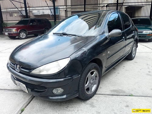 Peugeot 206 .