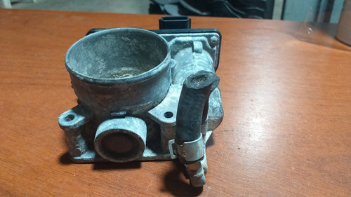 Cuerpo De Aceleración Nissan Renault 526-01 Hitachi Original (Usado)