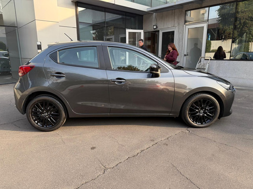 Mazda 2 Sport 1.5 Mt V