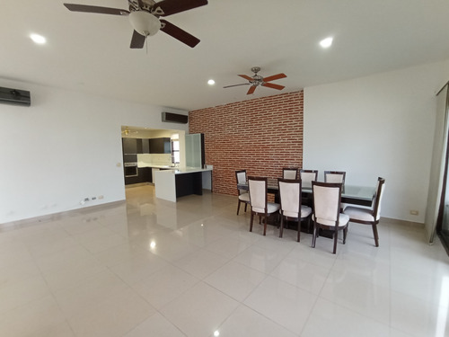 Imagen 5 de 30 de Zona Norte - Venta De Casa En Barcelona De Indias.