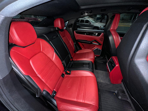 Porsche Cayenne coupé 3.0 v6 turbo at