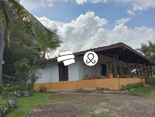 Casa Lote En Venta En Loma Del Escobero - Lote Permite Construcción