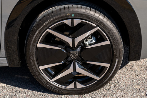 Peugeot 208 1.0T Gt