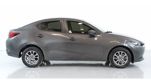 Imagen 4 de 21 de Mazda 2 Touring Sedan - 320414