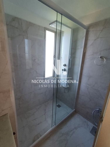 Apartamento De 2 Dormitorios En Edificio Parquemar Roosevelt , Punta Del Este