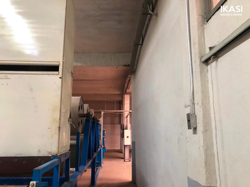 Imagen 6 de 14 de Bir-514 Bodega En Renta 1800 M2 Para Almacén O Producción
