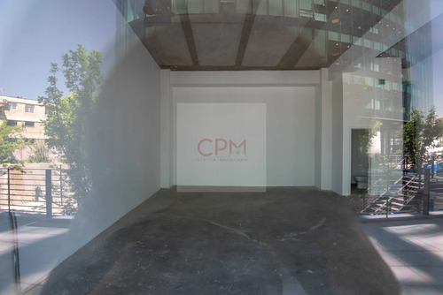 Arrienda Moderno Local Comercial, Las Condes (161698)