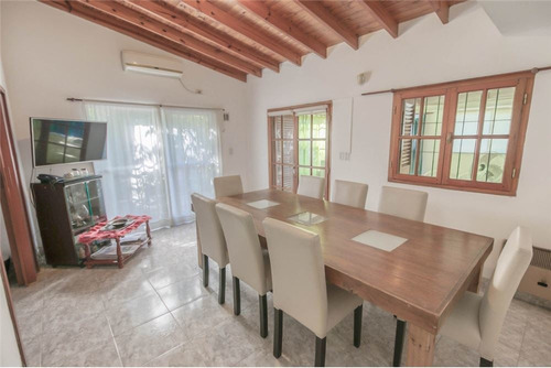 Imagen 3 de 30 de Casa 2 Dormitorios En Venta Entre Caminos Gonnet