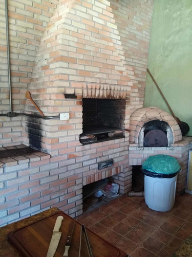 Aluga-se Chácara Em Itupeva