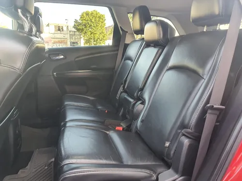 Dodge Journey 2.4 Sxt 5 Pasajeros Plus Mt