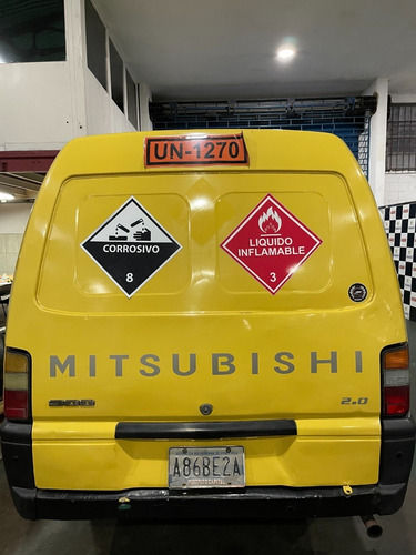 Imagen 5 de 8 de Mitsubishi Panel L300 2008