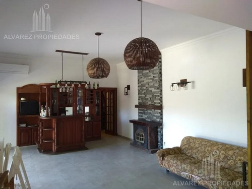 Imagen 9 de 16 de Casa 5 Ambientes Venta Ituzaingó Centro
