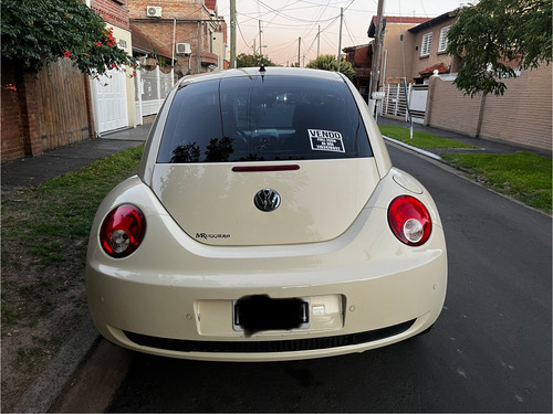 Volkswagen New Beetle 2.0 Luxury