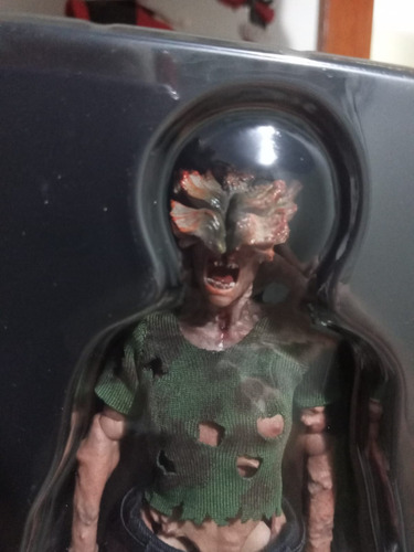 Boneco Infectado The Last Of Us Clicker Fungo Zumbi