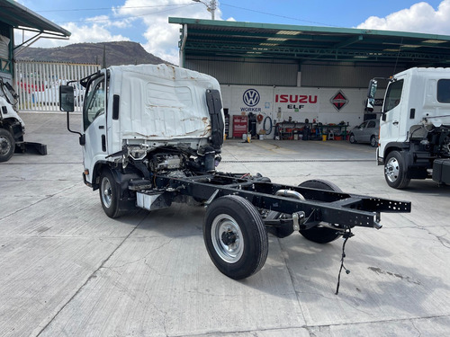 Isuzu Elf 100 2022