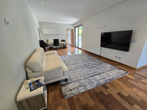 Espectacular Casa/condominio El Arrayan