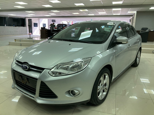 Imagen 7 de 15 de Ford Focus S 4p 1.6l N Mt S 2015