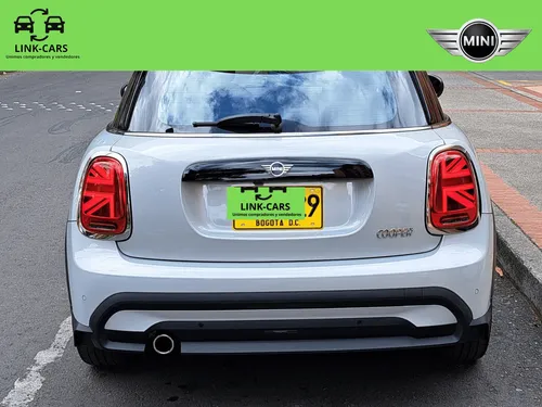 Mini Cooper 1.5 Clásico 5p.