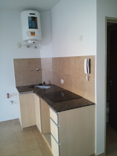 Departamento De Dos Ambientes Particular