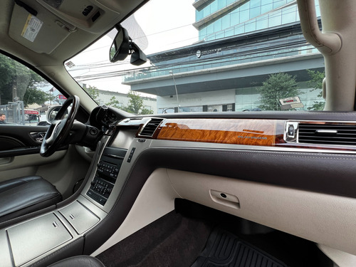 Cadillac Escalade Esv Suv Awd 2014