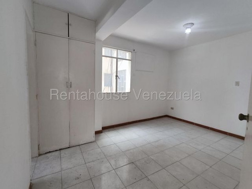 Yj Apto Altamira Confortable Apartamento Para Su Remodelación, Con Gran Potencial