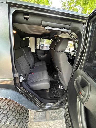 Imagen 12 de 14 de Jeep Wrangler 3.8 Sport Unlimited 199cv Mtx. 2011