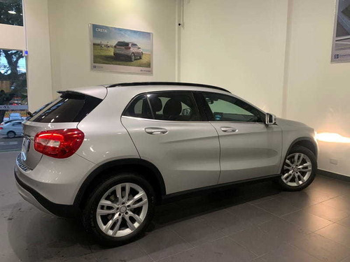 Imagem 4 de 14 de Mercedes-benz Gla 200 1.6 Cgi Style 16v Turbo 4p 2016